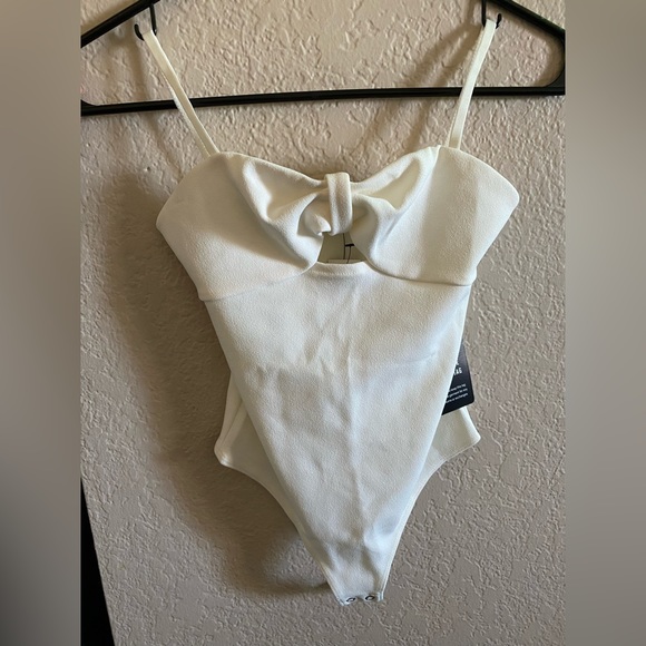 Express Body Suit - Picture 4 of 4